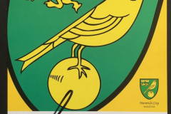 19437