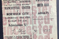 Manchester-United-FAC-paddock